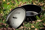 Lodge Dutch Oven 14"