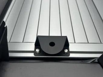 Universalhalter Set für Ford Ranger Mountain Top – mit Nutensteinen